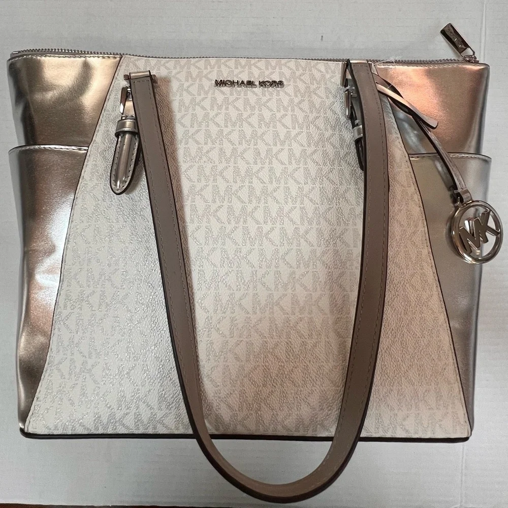 NWT Michael Kors Charlotte Large Signature Logo and Metallic Tote Bag - Picture 4 of 8